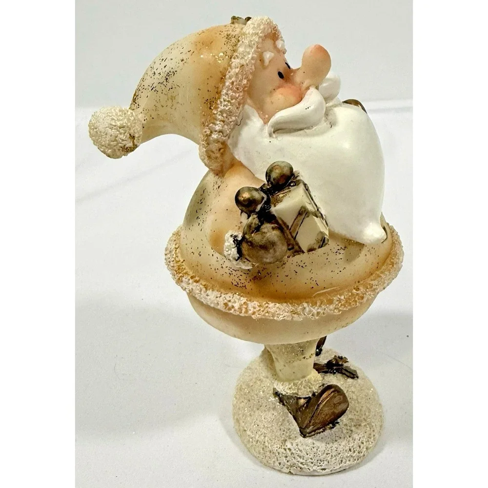 Greenbrier Santa Bobble Body Spring Figure 6in Gold 2006 Collectible
